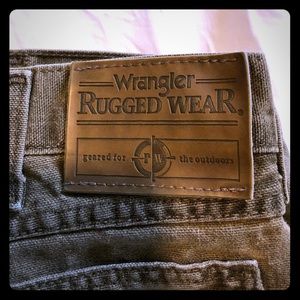Wrangler Rugged Wear Jeans w/ Nylon Brush Guard